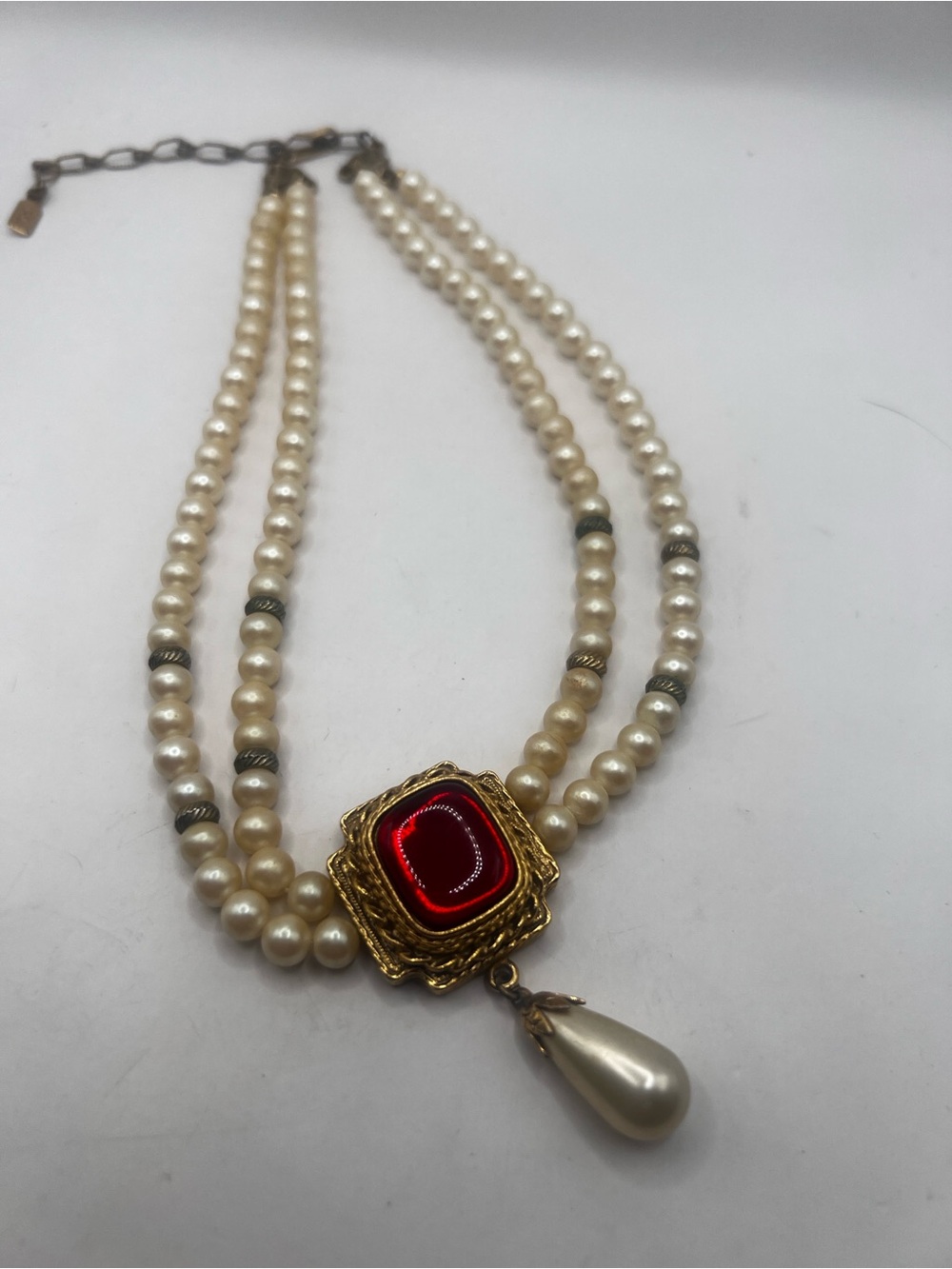 Vintage 1928 Pearl Double strand Necklace with red glass pendant and pearl - Picture 7 of 10
